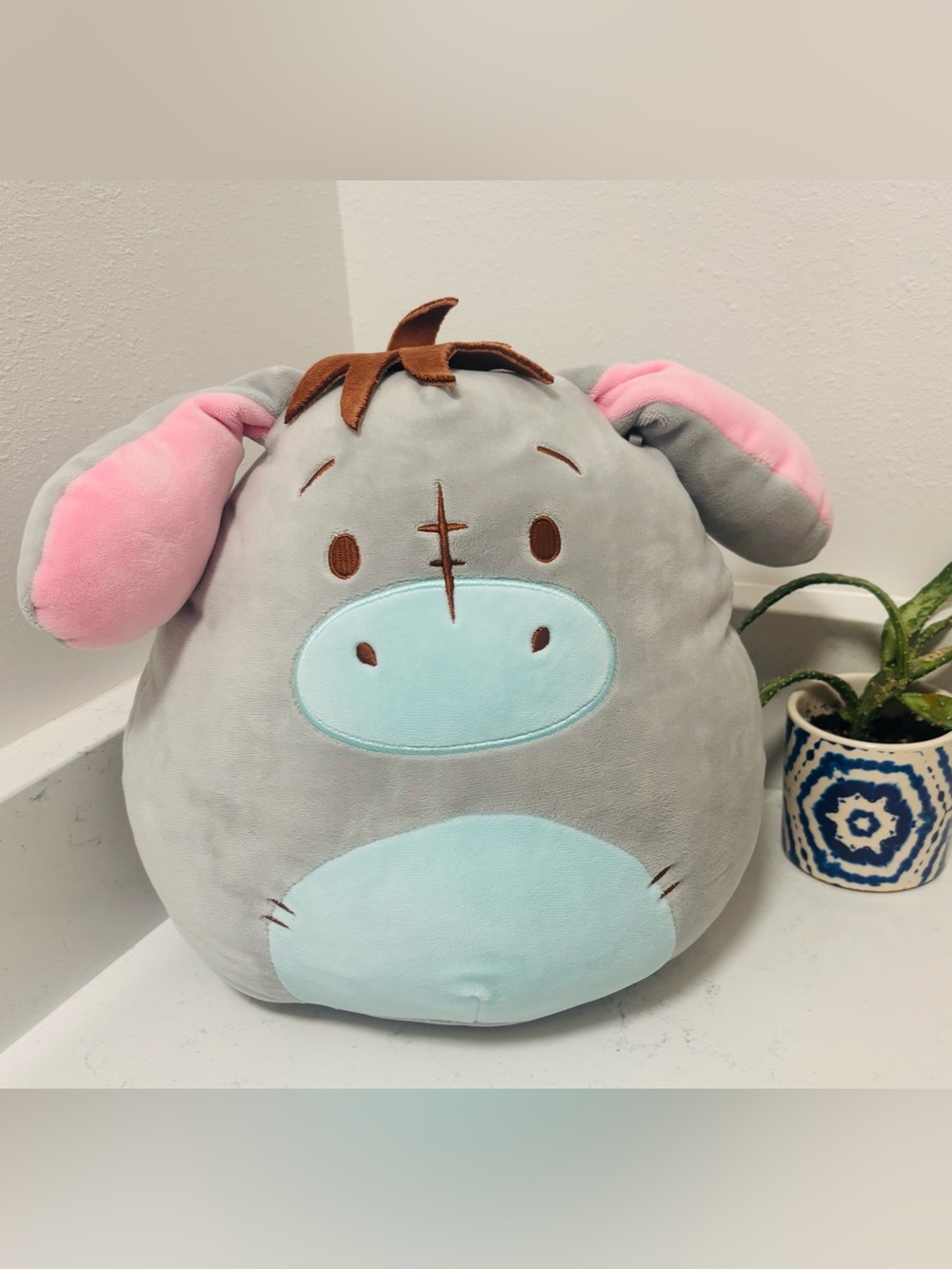 Disney’s  Winnie the Pooh Eeyore Squishmallow
🩵💕🫏